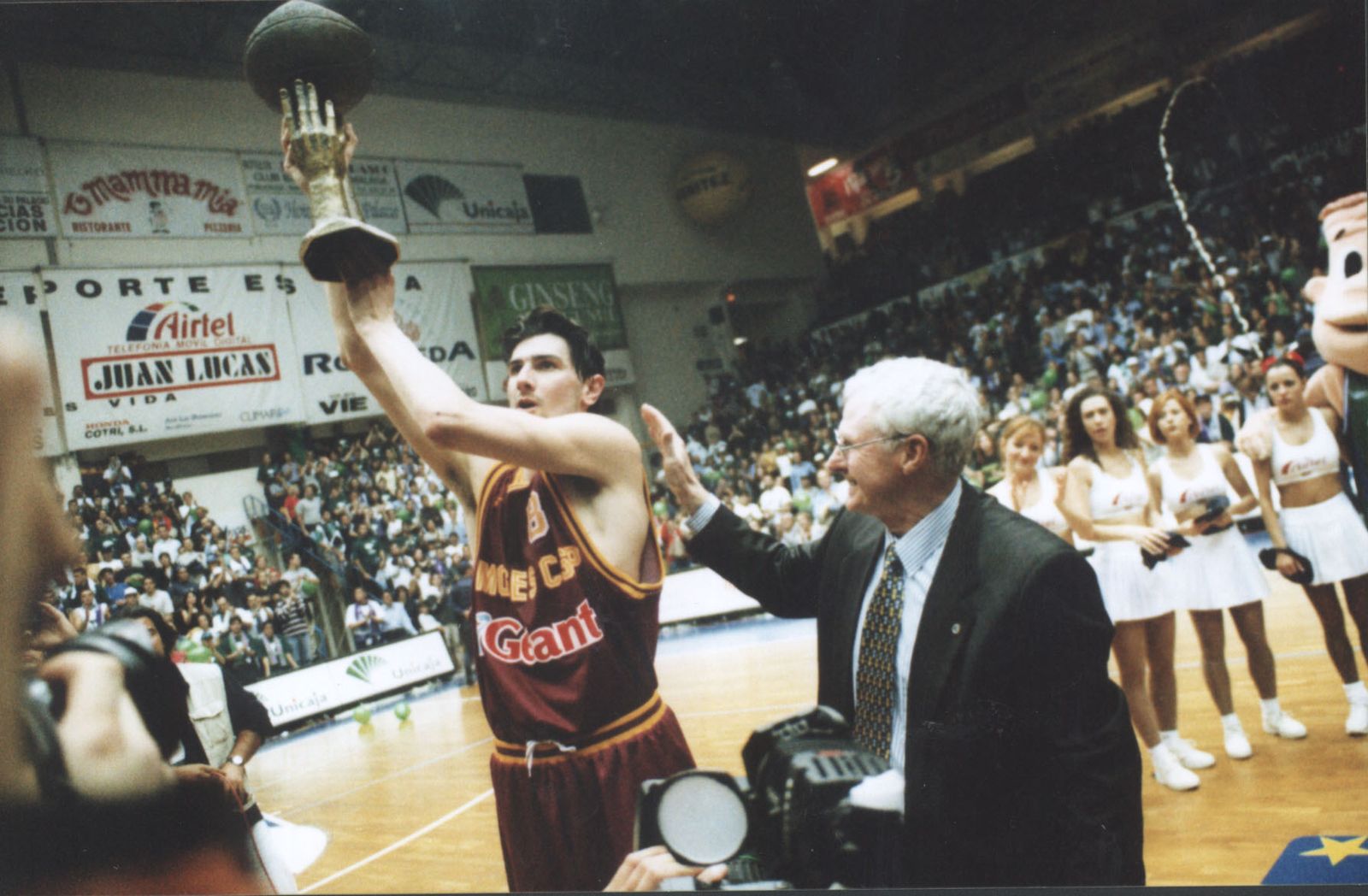 Las fotos de la final de Copa Korac Unicaja-Limoges