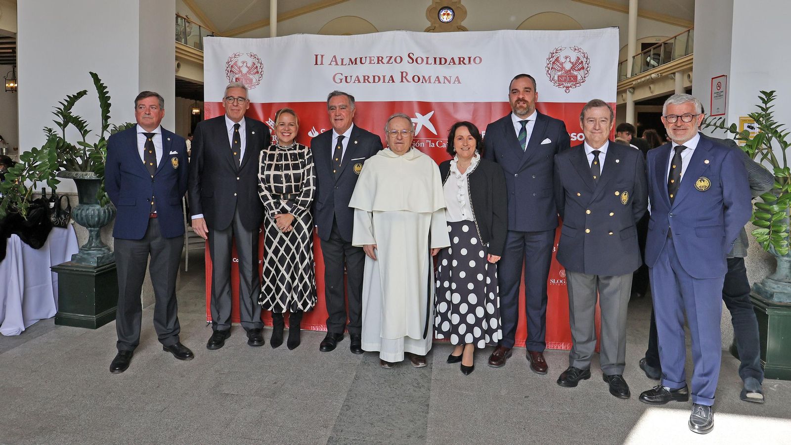 II Almuerzo Solidario de la Guardia Romana de la Hermandad del Transporte en Jerez