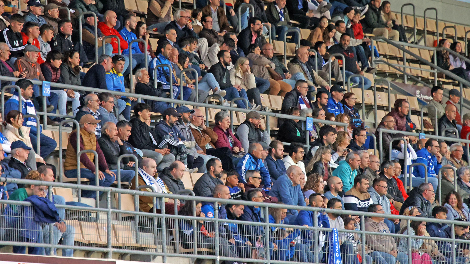 Búscate en el Xerez DFC - Ceuta B en el Municipal de Chapín en Jerez