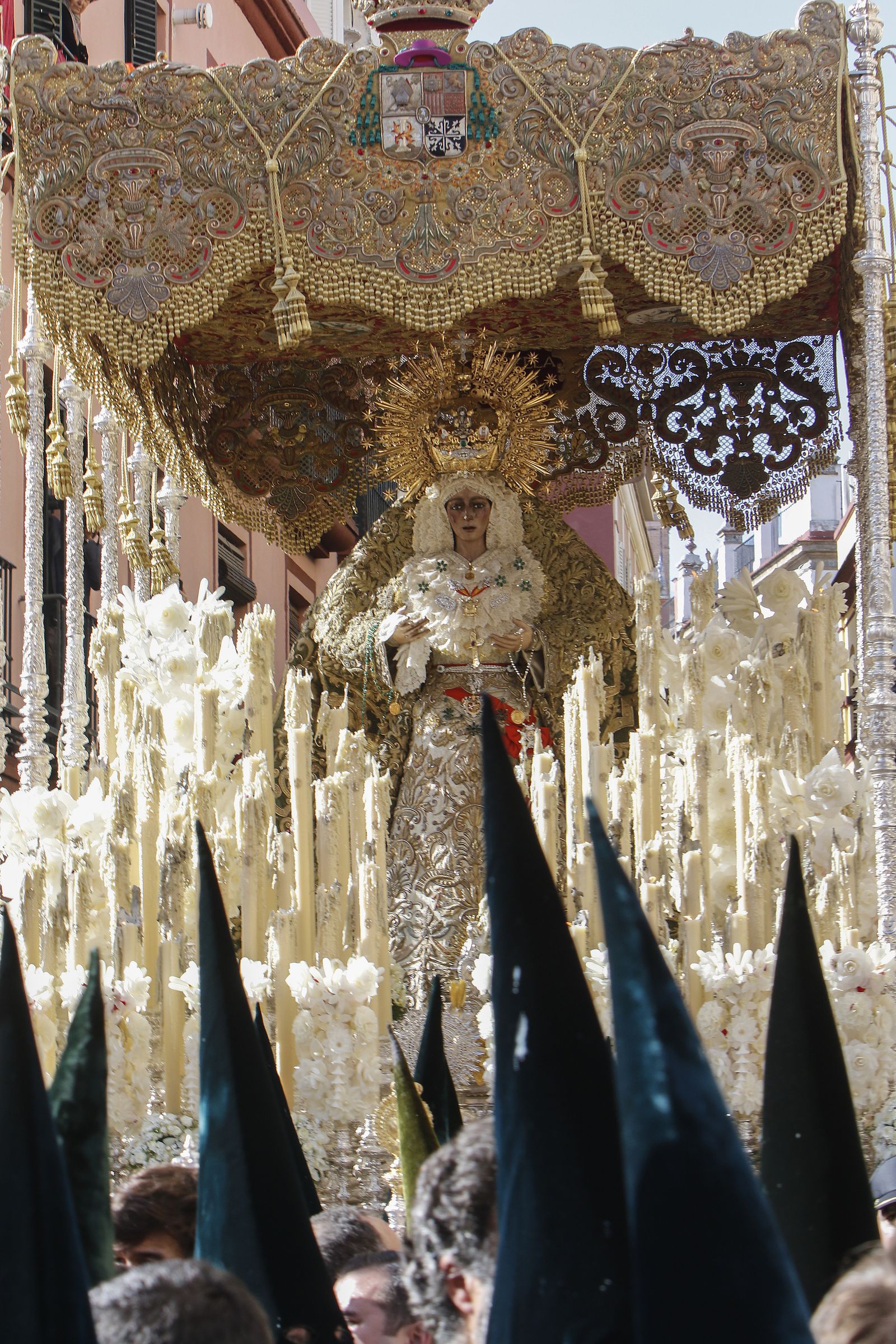 LA MACARENA, por la mañana