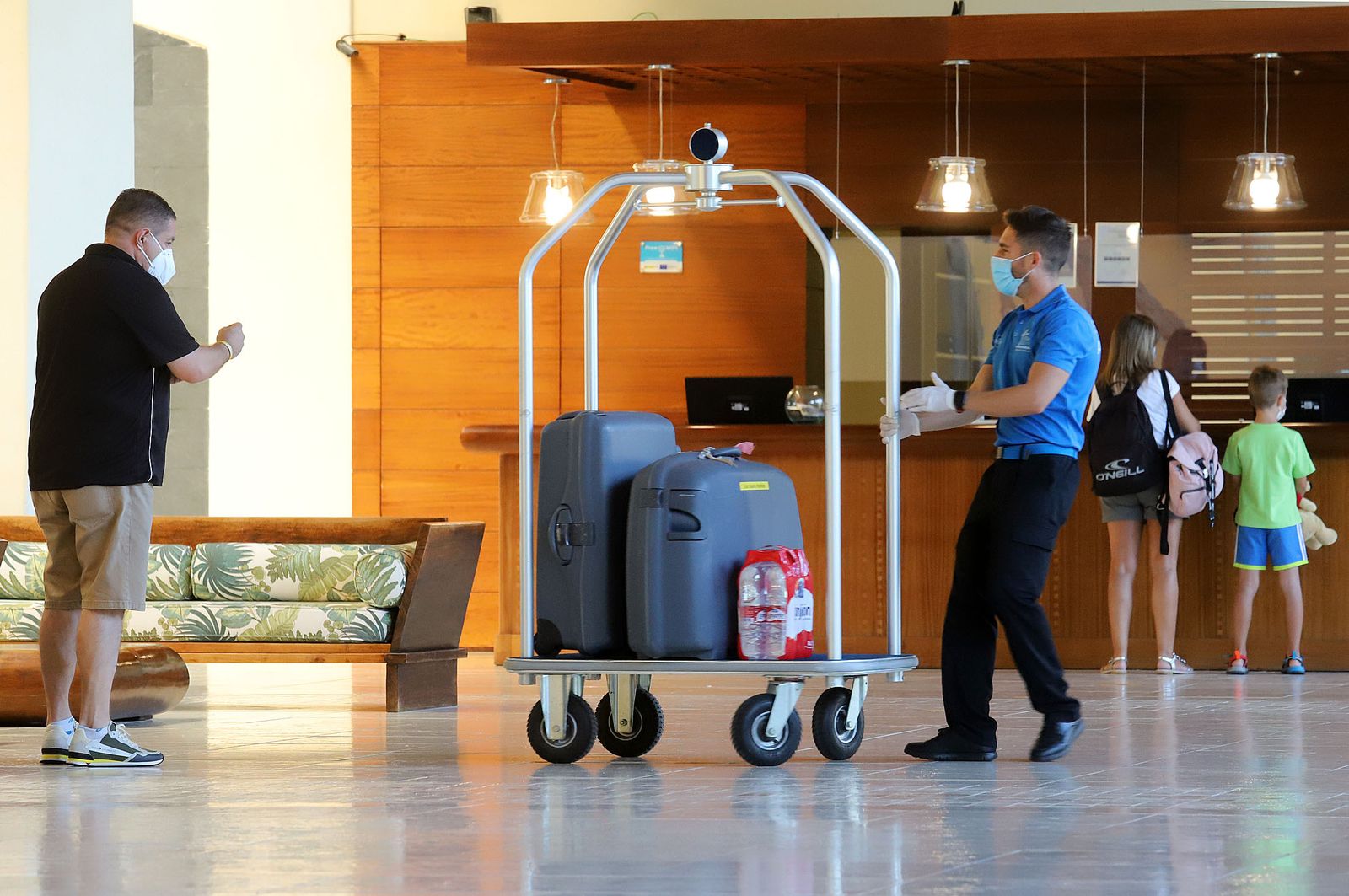 Recepción de un hotel de la provincia de Huelva durante el pasado verano.