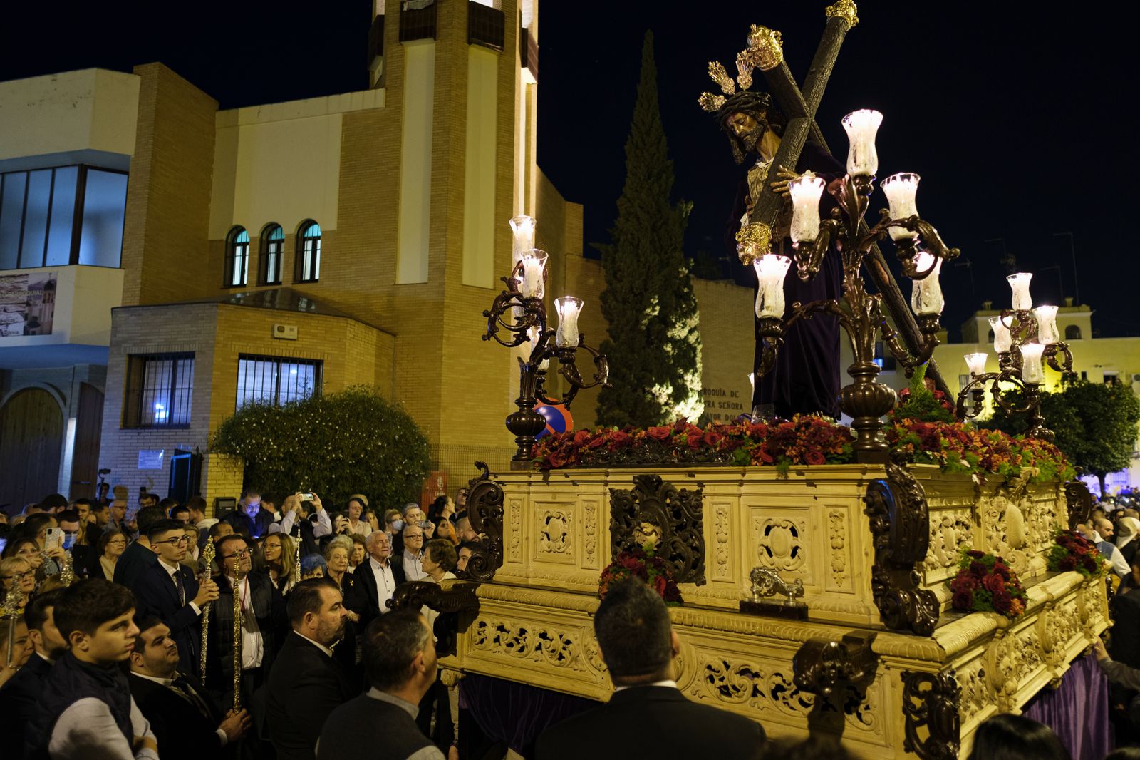 Las imágenes de la procesión del Cristo de la Bondad de San Leandro
