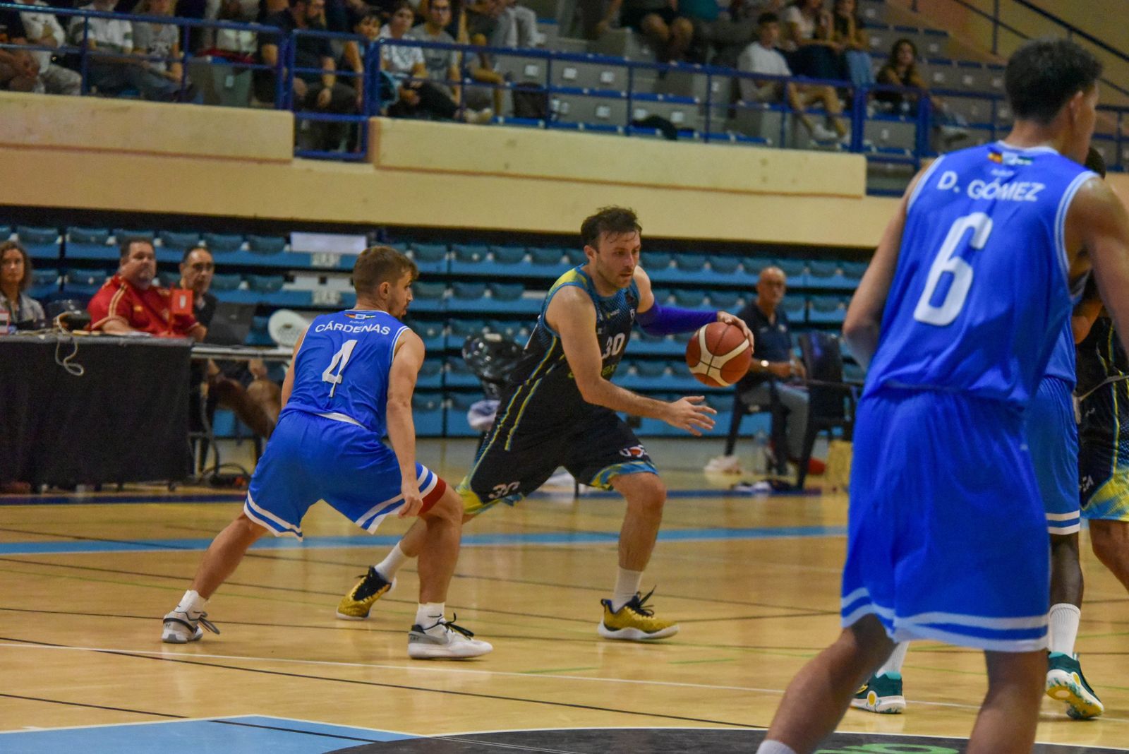 Las fotos del Udea - Ciudad de Huelva de la Copa Diputación de baloncesto