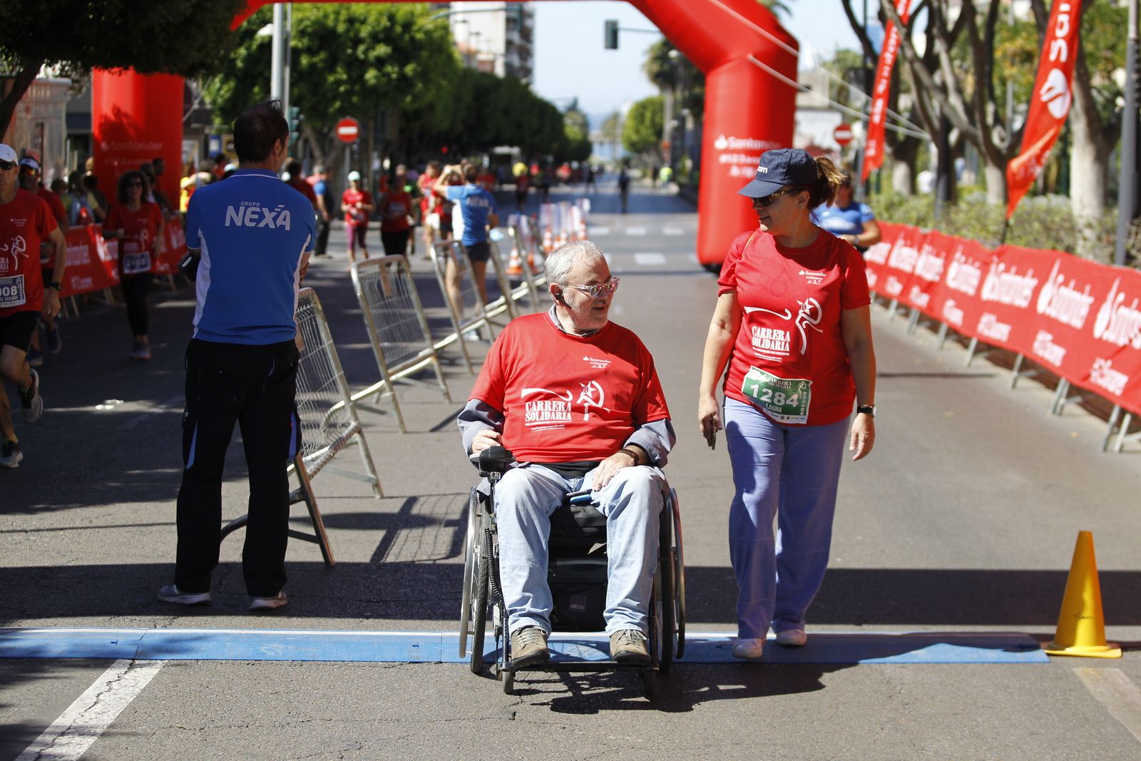 Fotogalería carrera atletismo popular enfermedades poco frecuentes. La Salle Almería