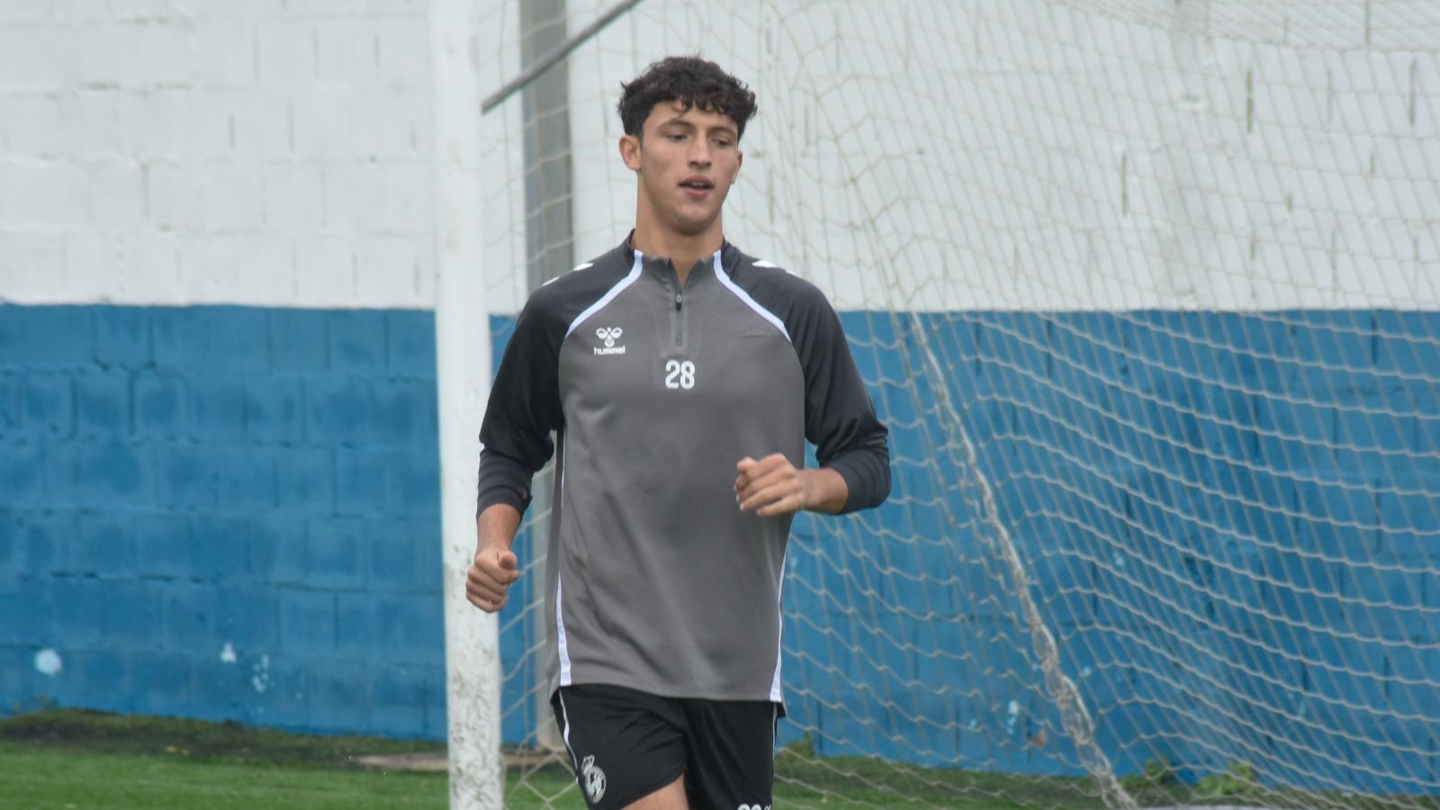 El canterano Raúl Andrades, en un entrenamiento