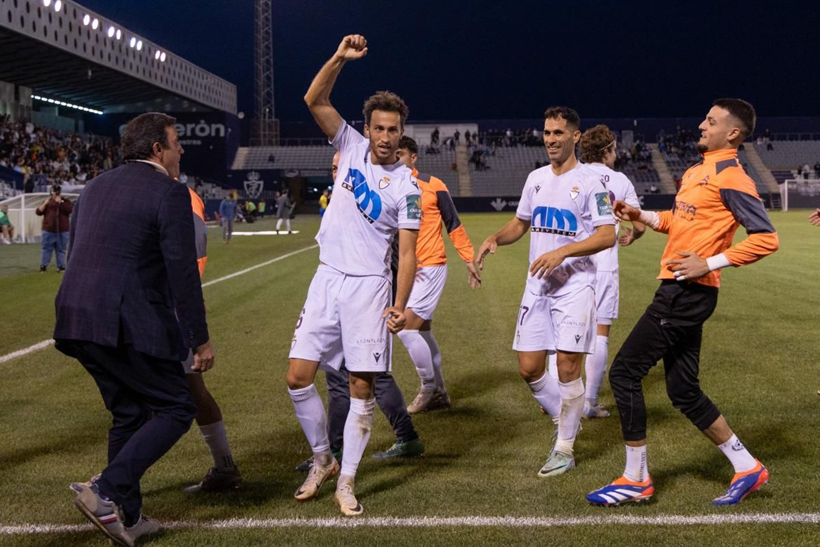 Real Jaén CF contra CD Huértor Tájar, en imágenes