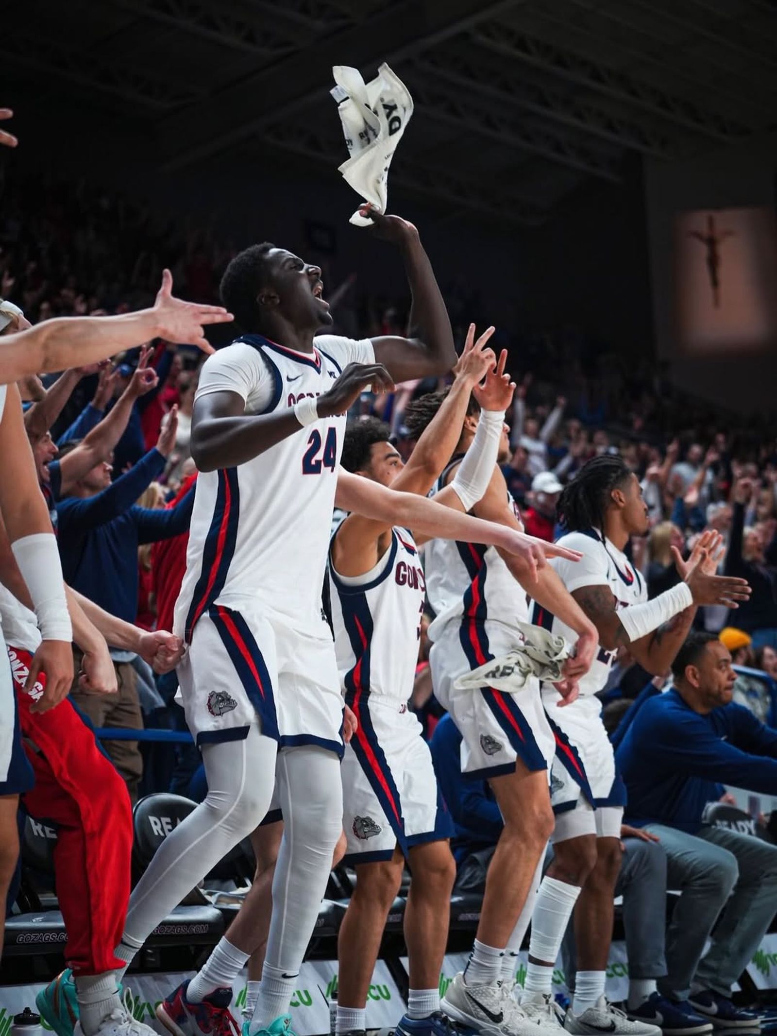 NCAA: Mario Saint-Supéry, otra victoria con sobrio partido