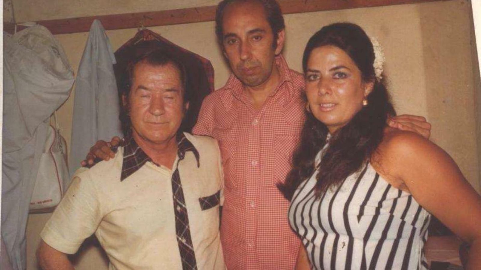Juan Mesa, con Juanito Valderrama y Bely Moya