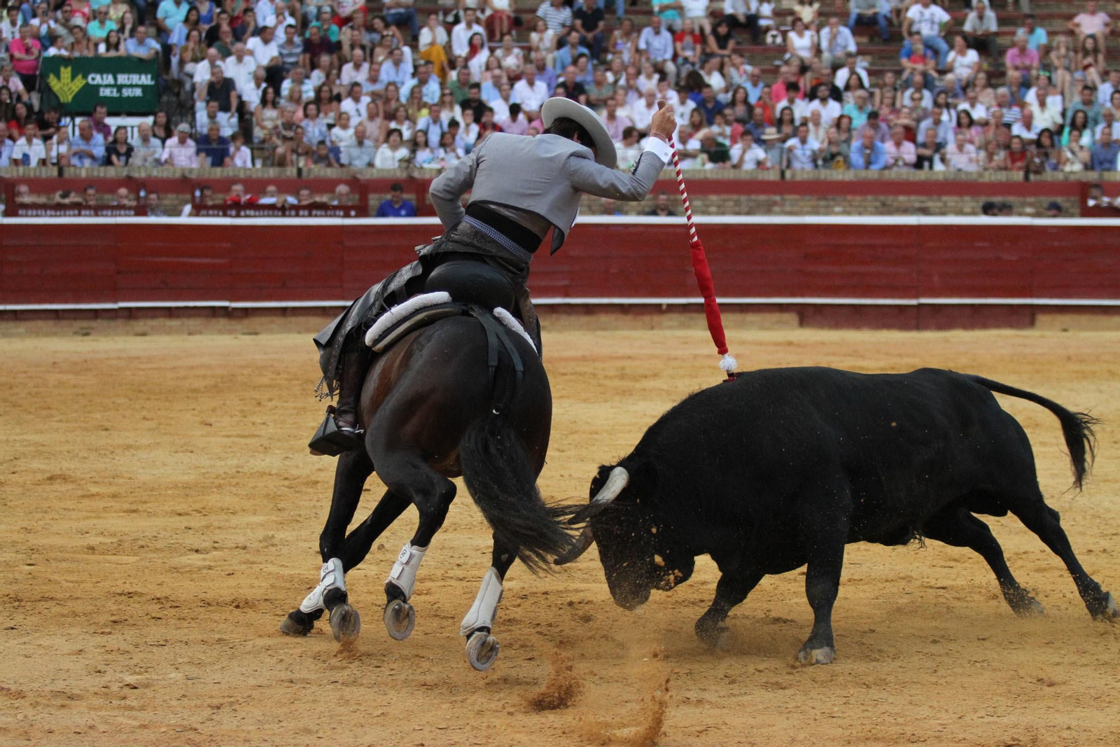 Festejo de Rejones en el coso de La Merced por Colombinas.