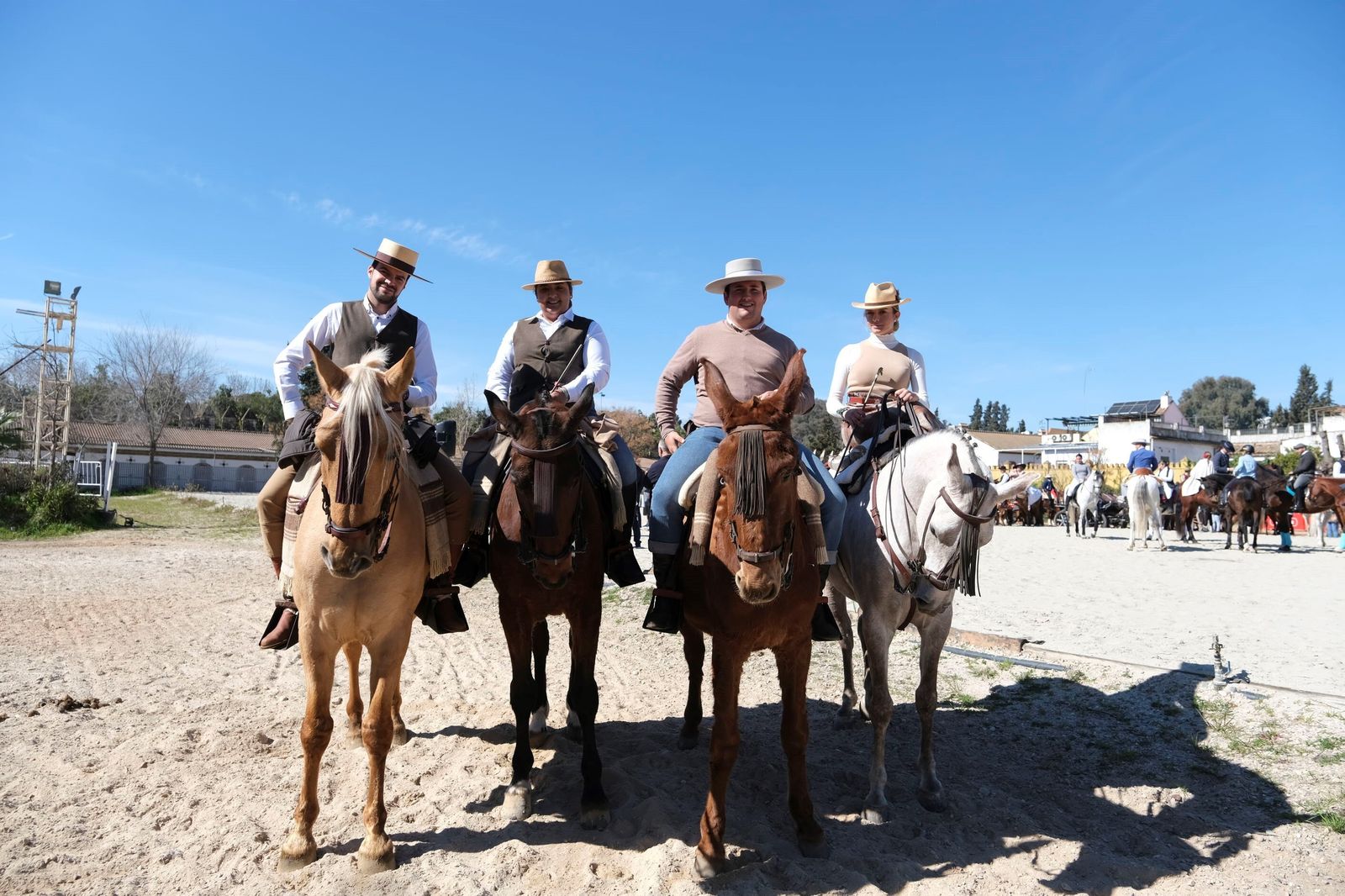 La XV marcha hípica por el Día de Andalucía en Córdoba, en imágenes