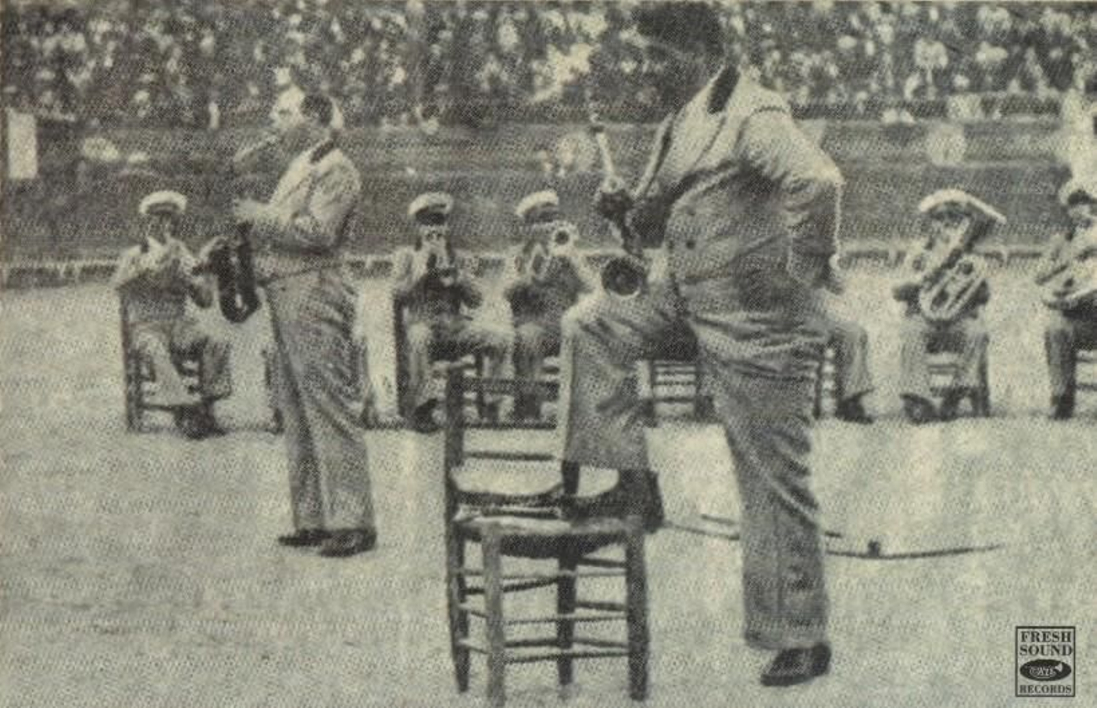 Imagen de uno de los carteles anunciadores.