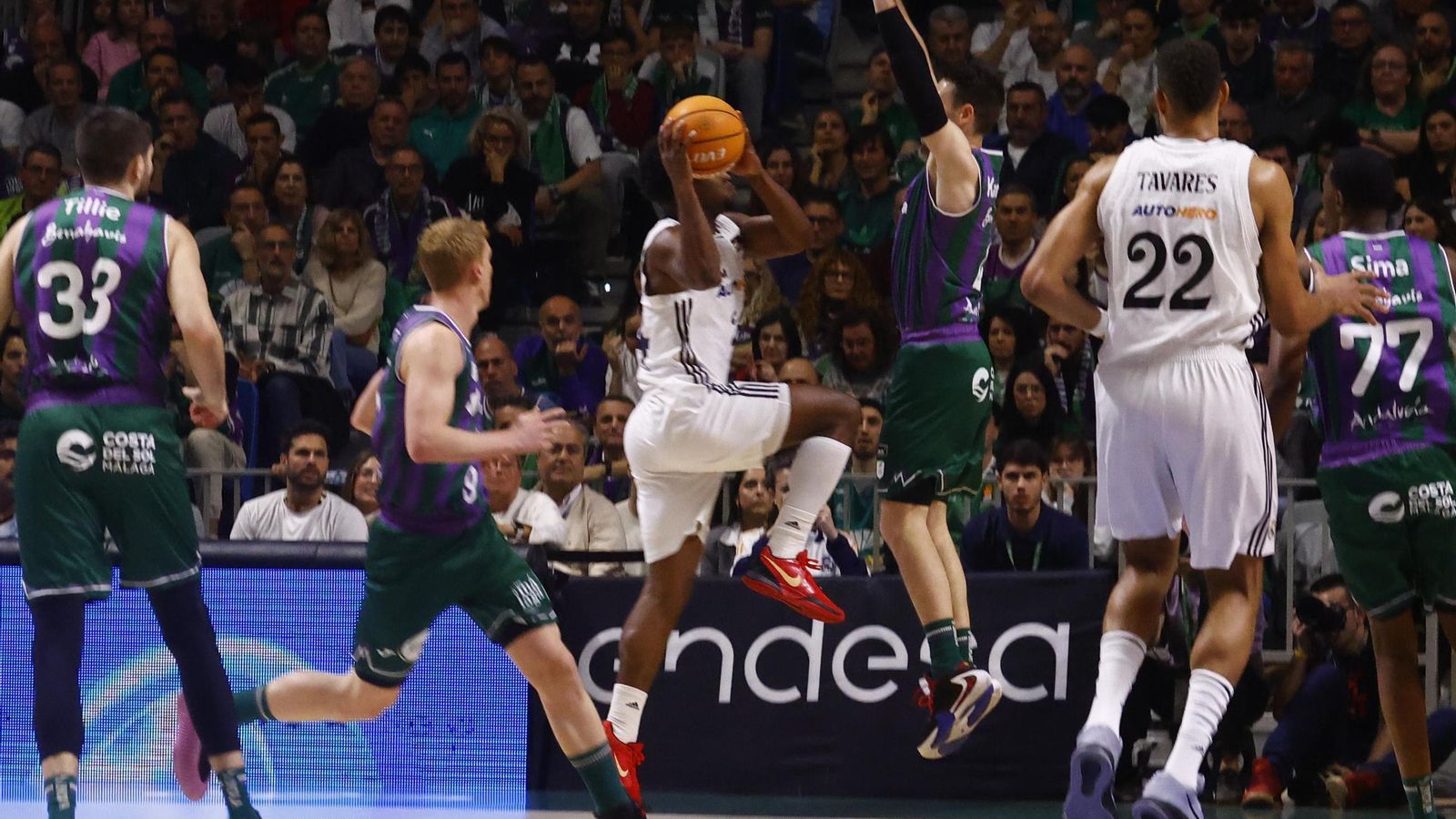 El Unicaja - Real Madrid de Liga Endesa, en fotos