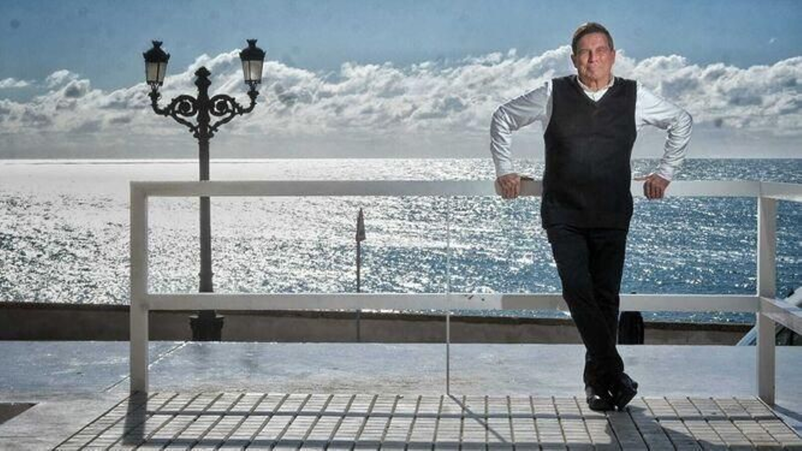 Alberto Campo Baeza posa en Entre Catedrales