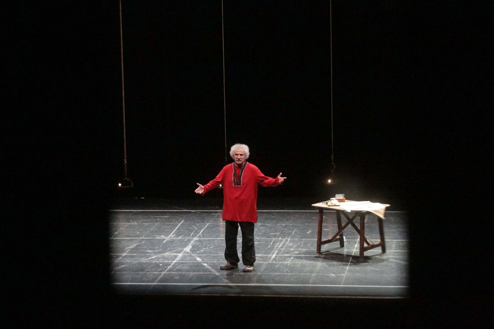 El Brujo durante la representación de su última obra 'Misterios del Quijote'.