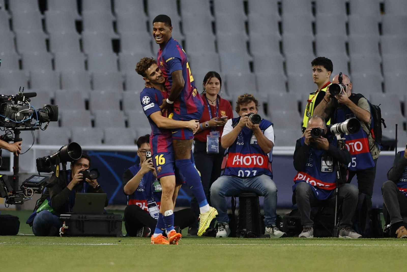 Las fotos del Barcelona-Olympiacos