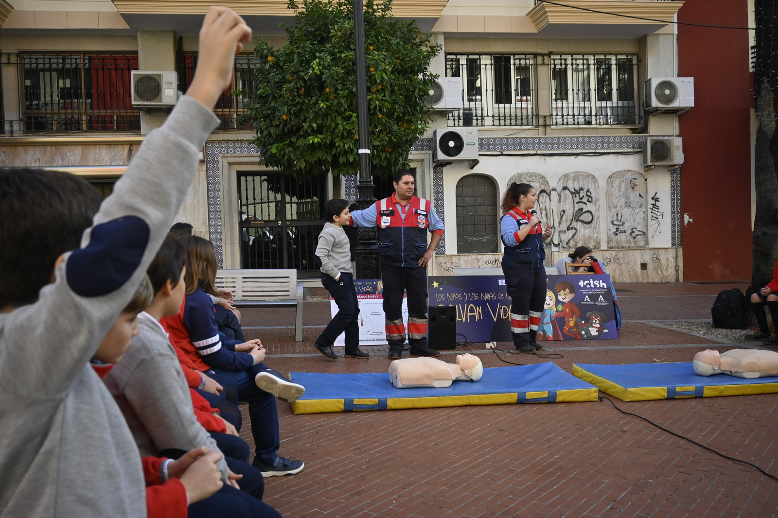 Los niños del Cardenal Spínola aprenden a salvar vidas.