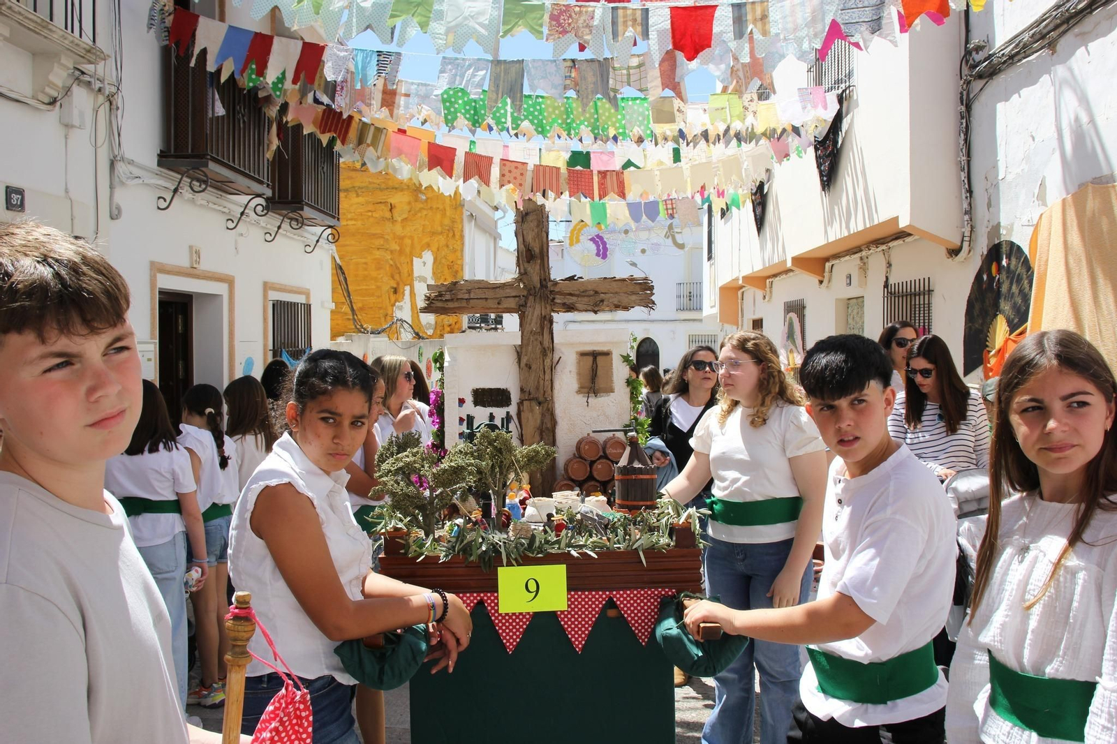 La procesión de la Cruz de Mayo de Montilla, en imágenes