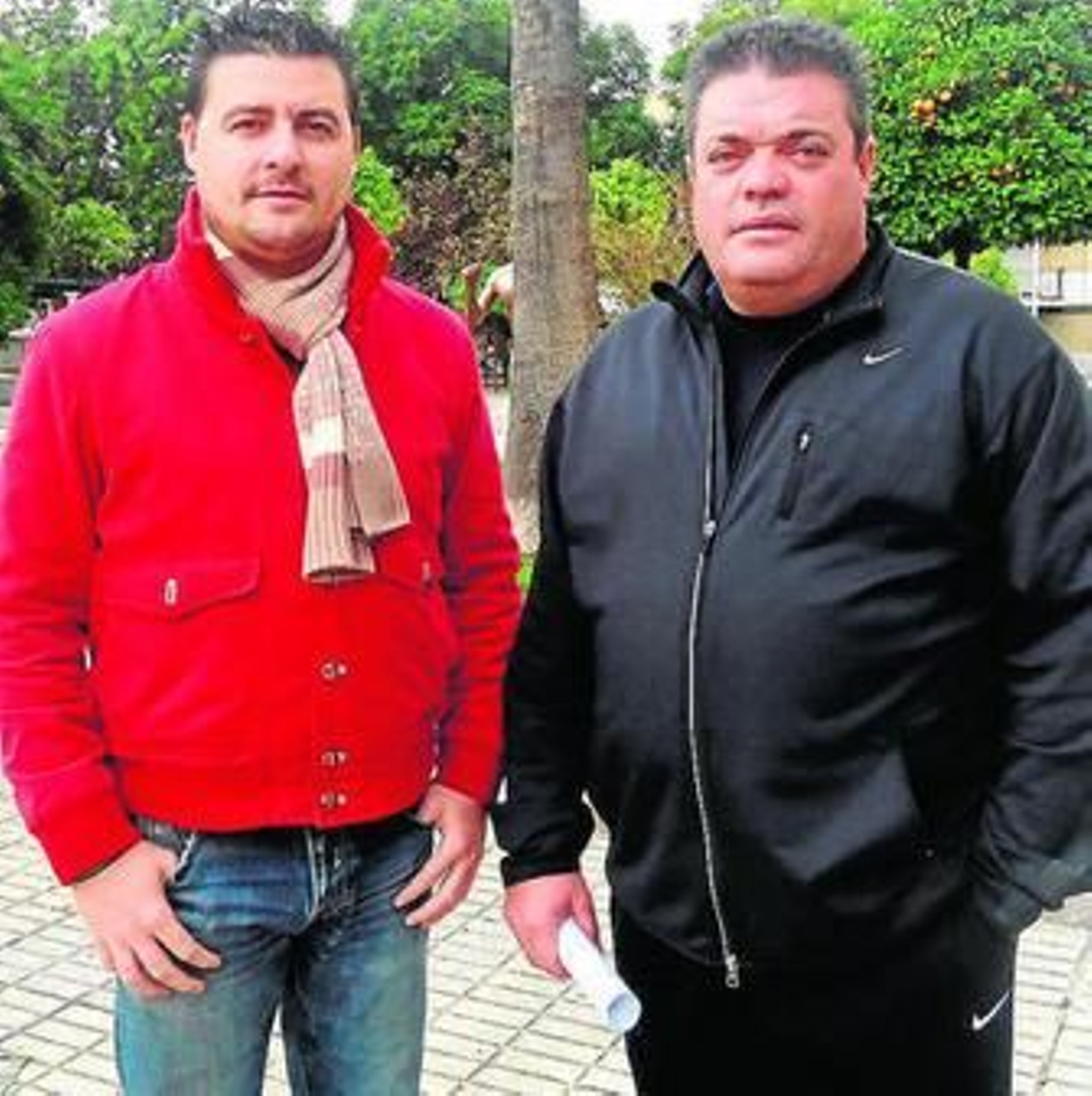 Fernando y José Manuel, de la Plataforma de Despedidos del Ayuntamiento.