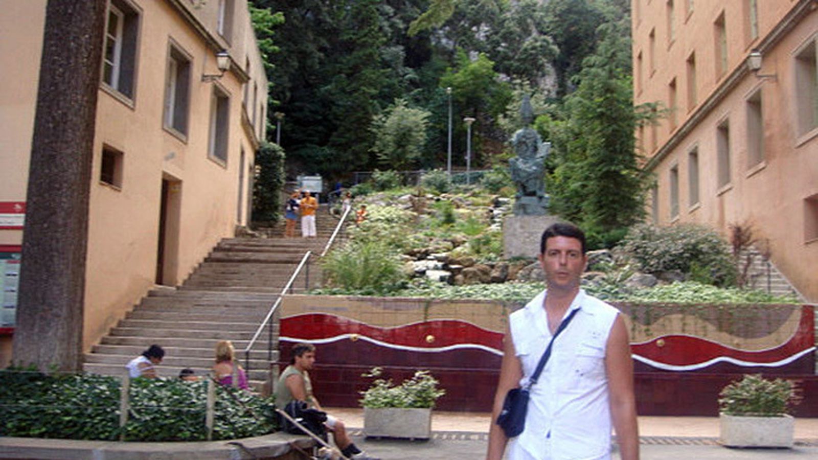 El sospechoso, en una fotografía facilitada por unos amigos de la pareja.