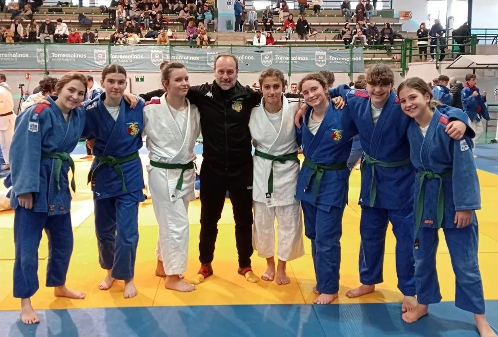 Equipo infantil del Shogun de Cádiz.
