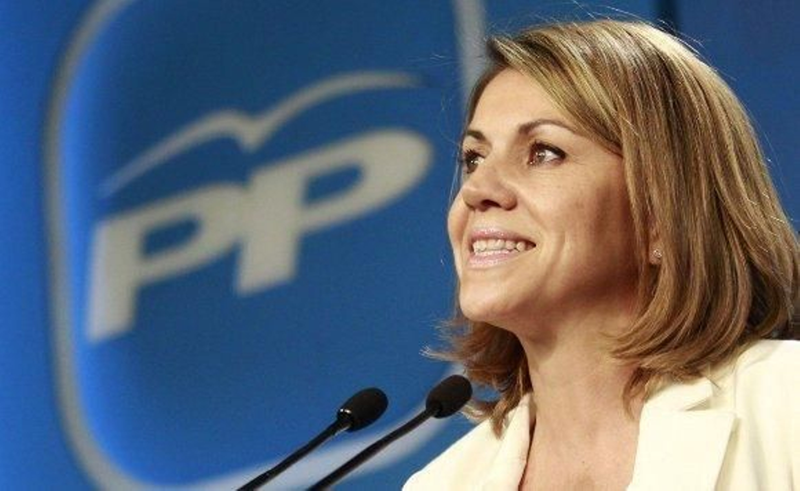 Cospedal: "Zapatero debe plantearse que no podemos perder otro año más"