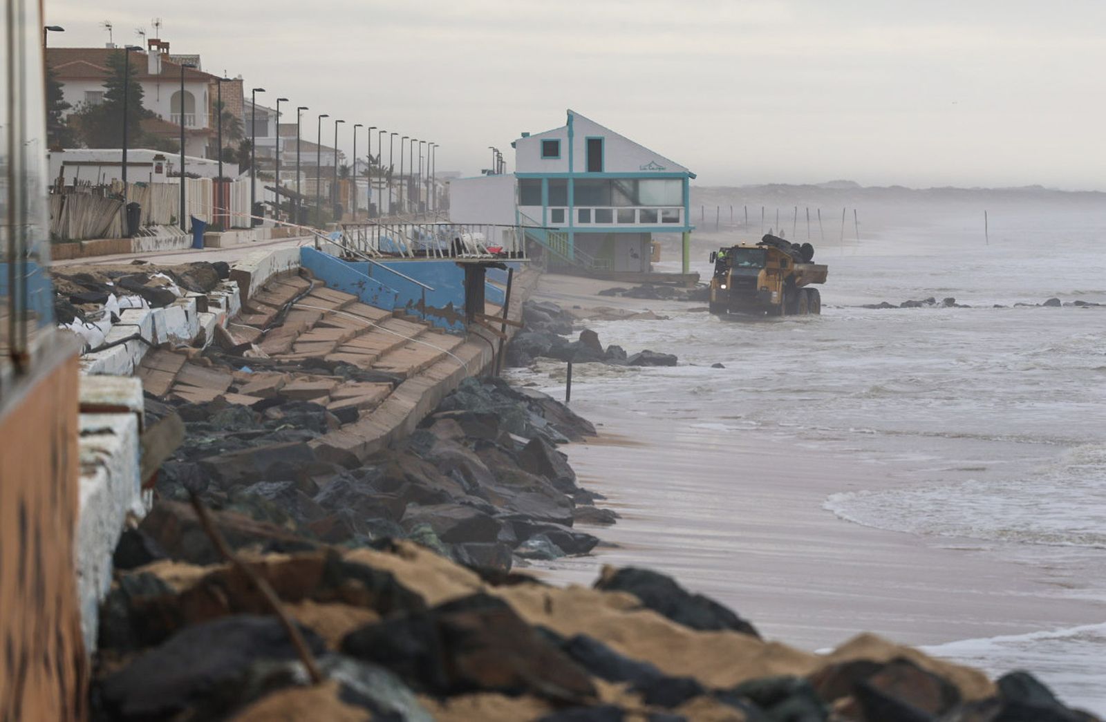 Fotografías de las zonas más perjudicadas de Matalascañas tras los últimos temporales