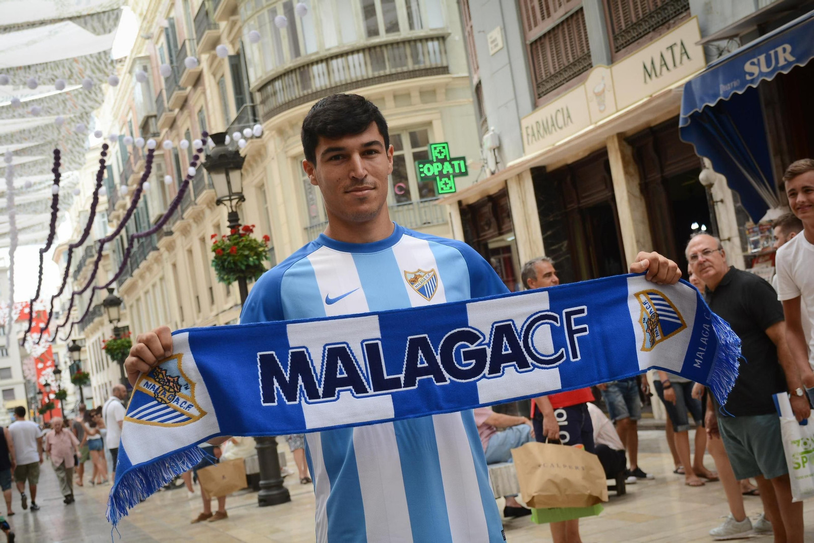 Presentación de Diego González con el Málaga CF
