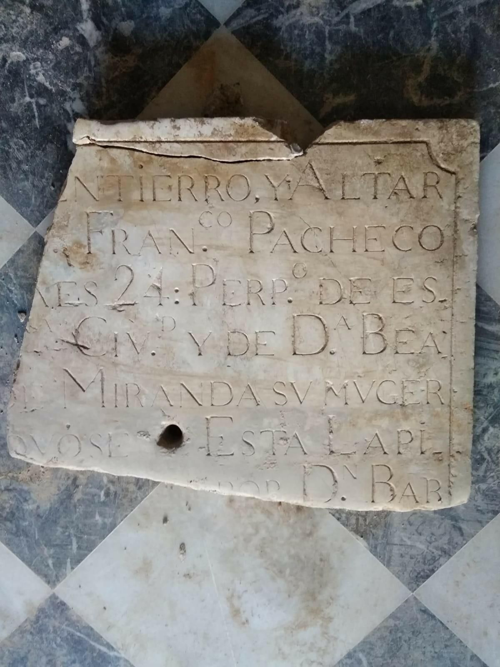 Obras de acceso a los Claustros en las dos capillas.