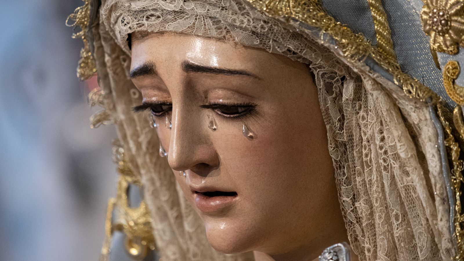 La Virgen del Mayor Dolor y Traspaso tras su restauración, en imágenes