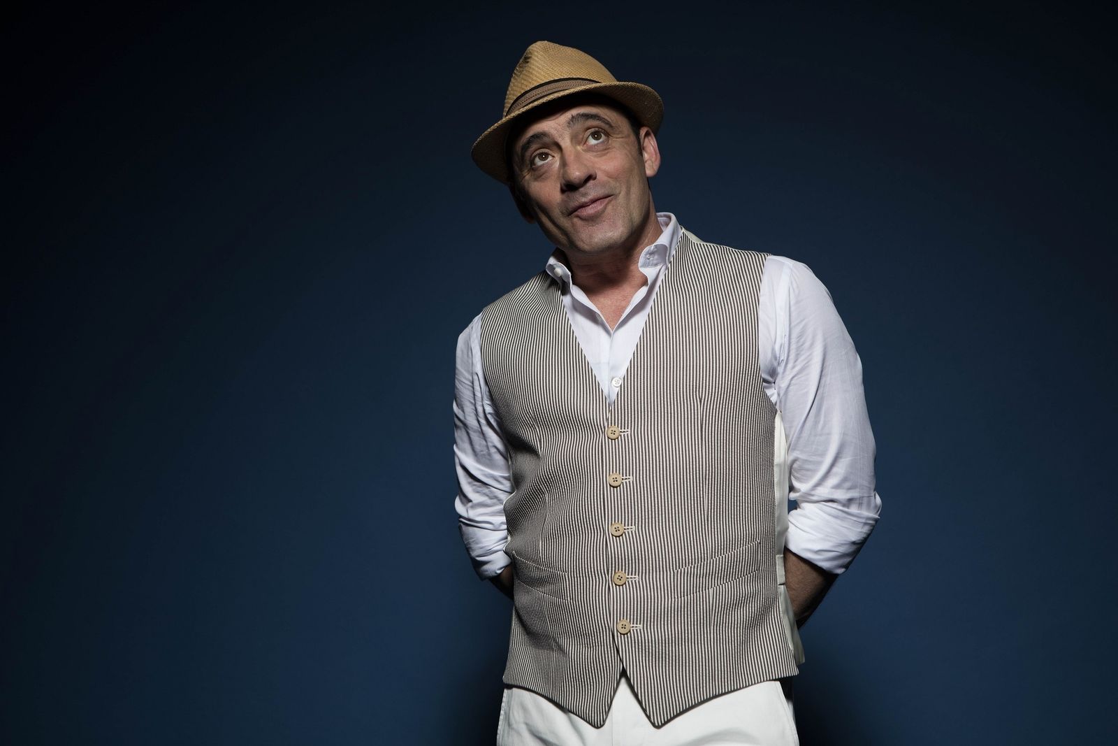 Toni Zenet llega esta noche al Teatro Góngora con su último disco.