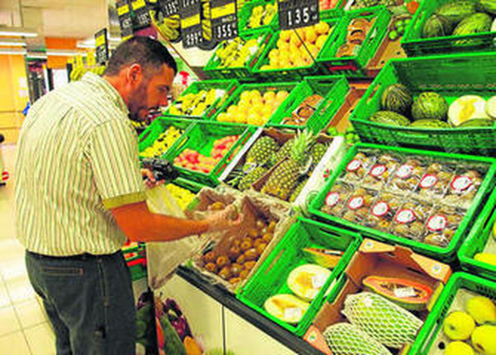 Mercadona cuida todos los detalles desde las compras a proveedores hasta facilitar el comercio a los clientes.