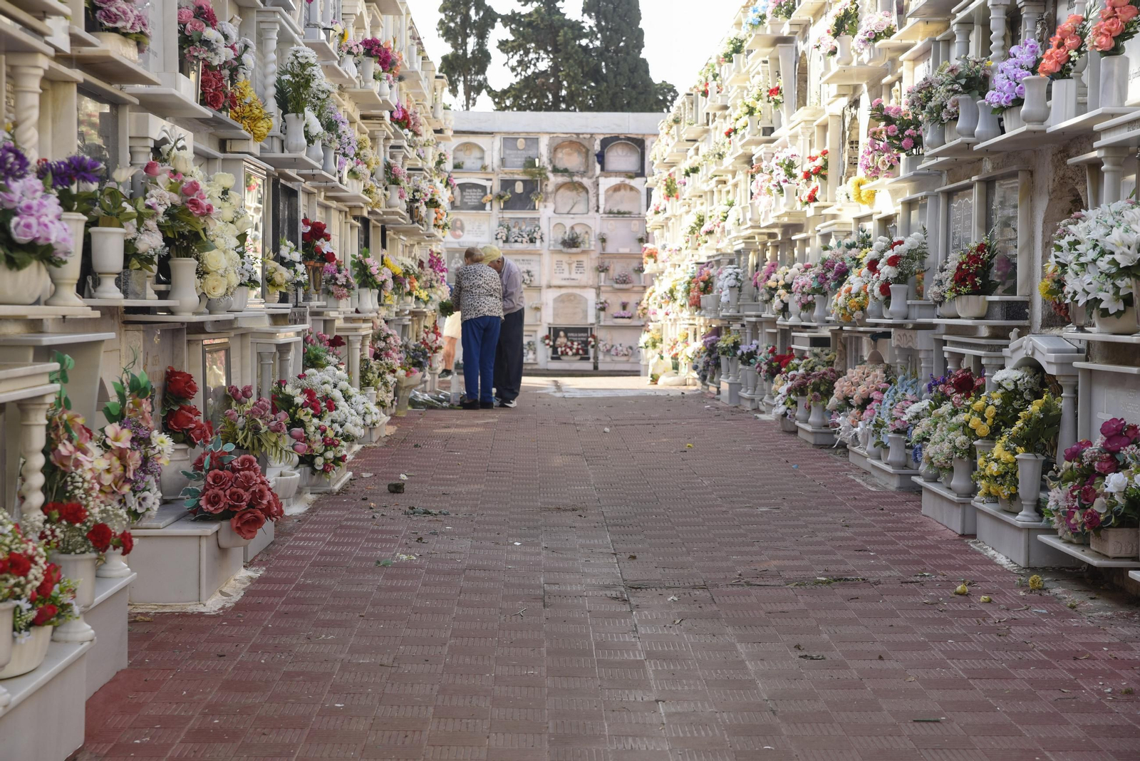 Fotos del Día de Todos los Santos en La Línea