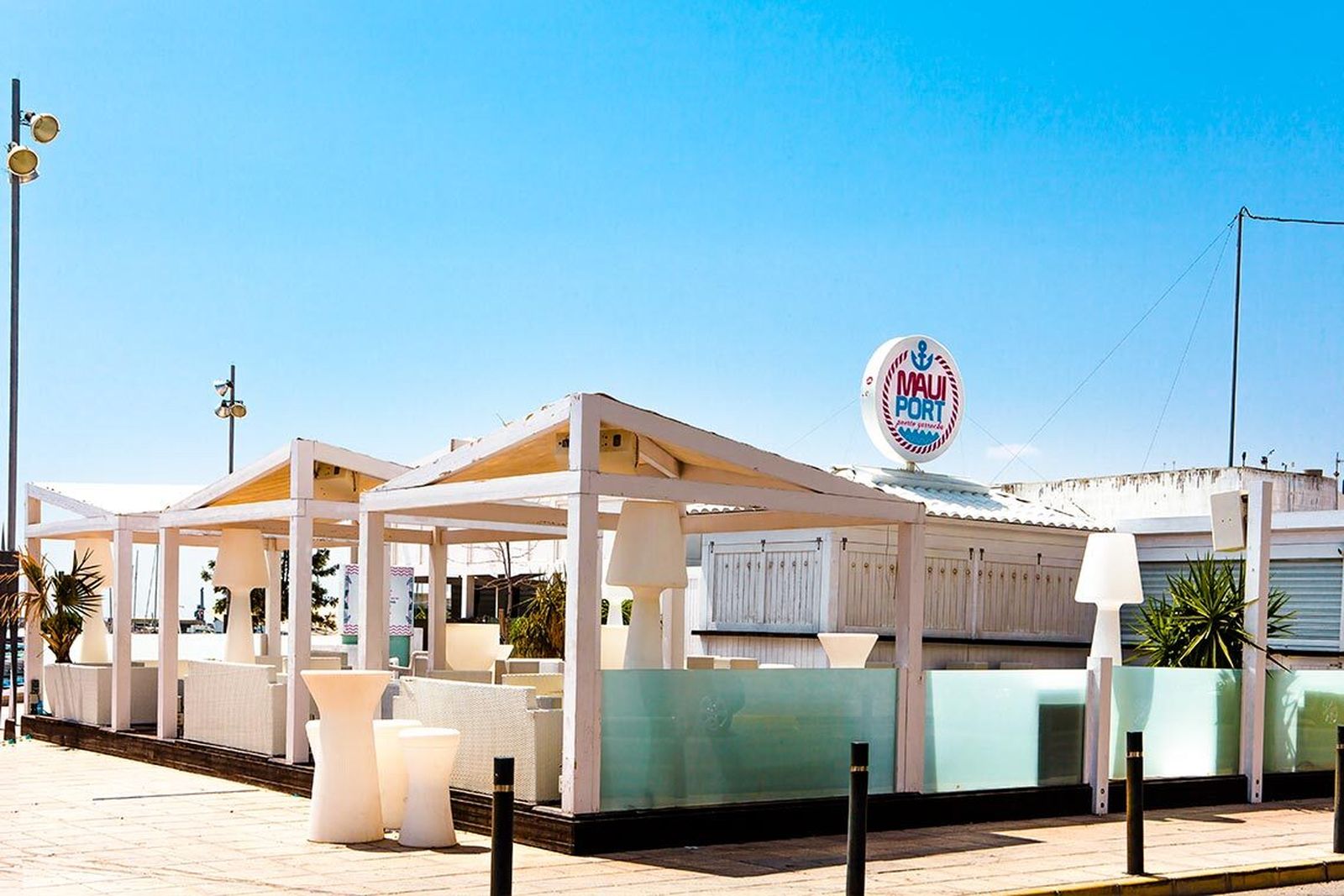 El Maui Garrucha cuenta con licencia de actividad