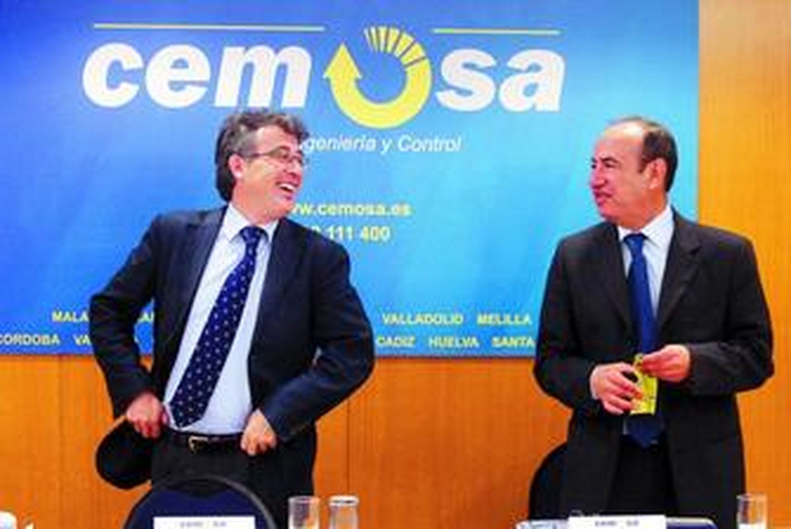 Salvador Miquelajauregui, director general de Cemosa, y Andrés Céspedes, 'controller' de la empresa.