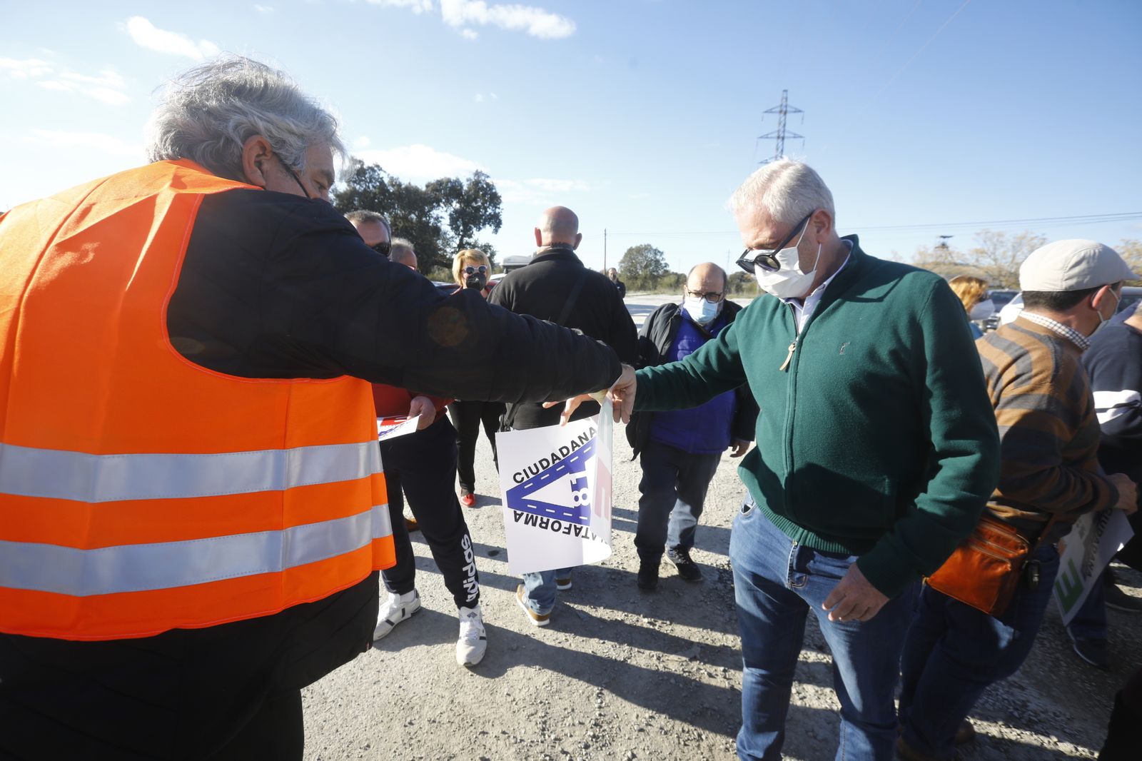 Las fotografías de la marcha lenta entre Córdoba y Badajoz para exigir la autovía A-81