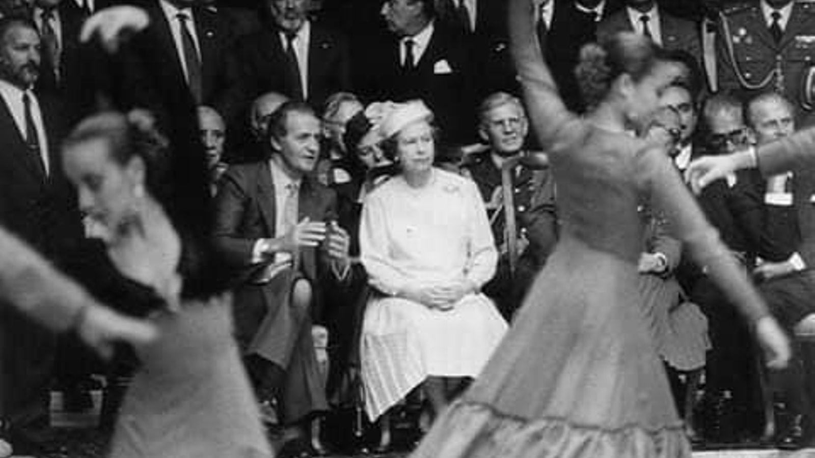 El espectáculo flamenco en el Patio de las Doncellas del Alcázar