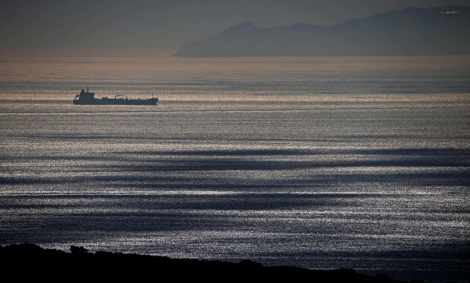 Buques en el Estrecho de Gibraltar.