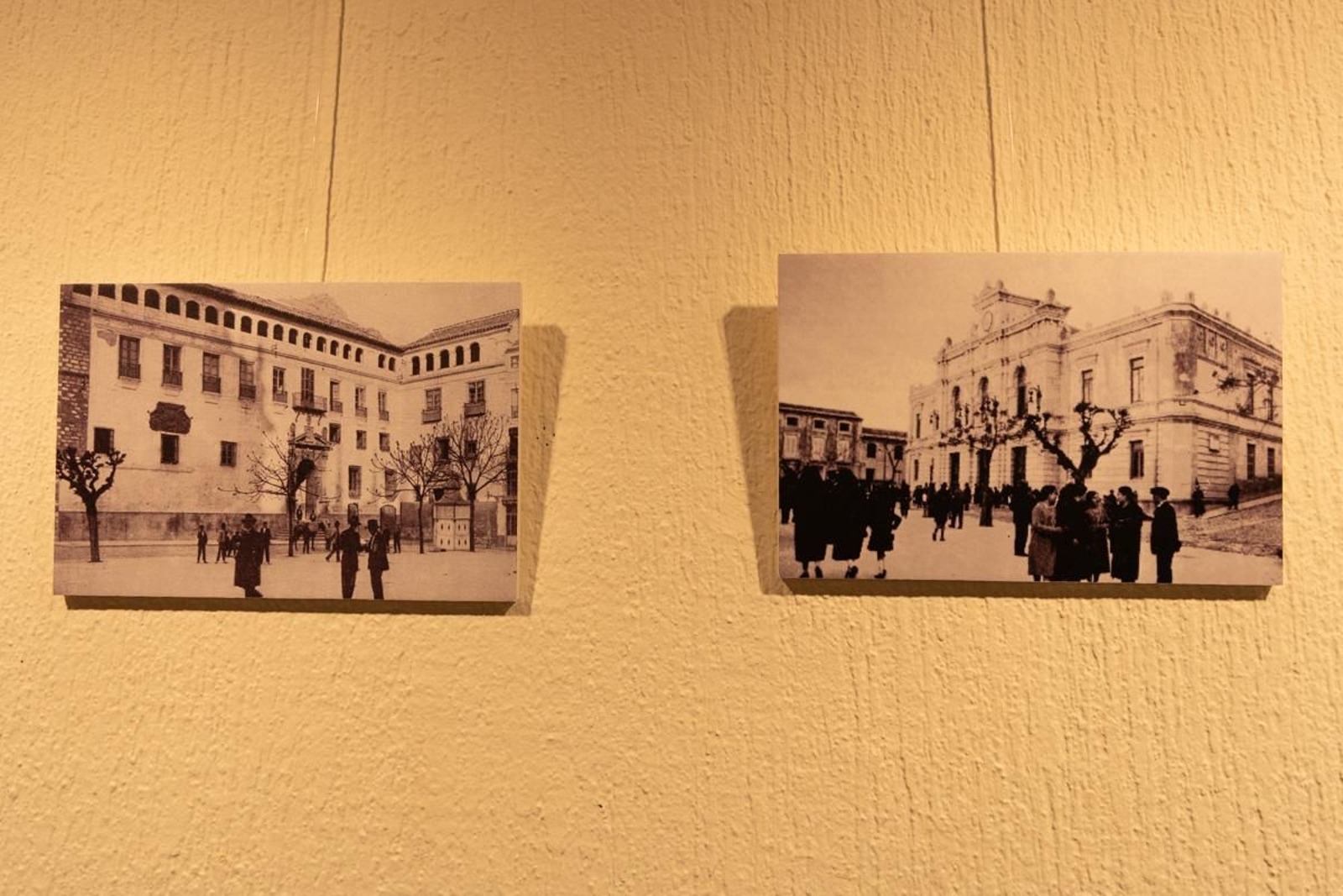 Exposición de "Plazas y rincones del Casco Histórico de Jaén", en imágenes