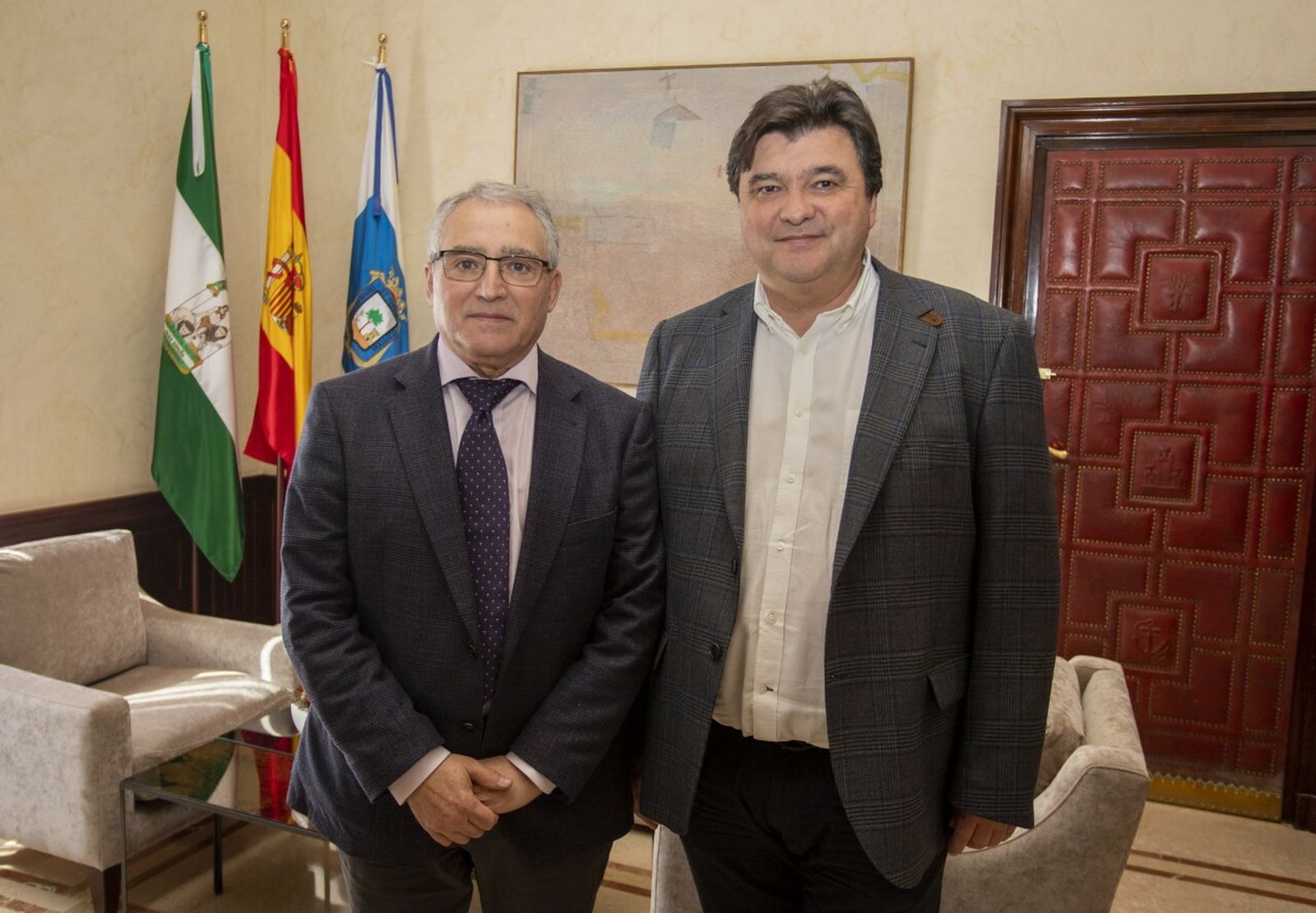 Federico Sánchez de la Campa, junto a Gabriel Cruz en la recepción en el Ayuntamiento.