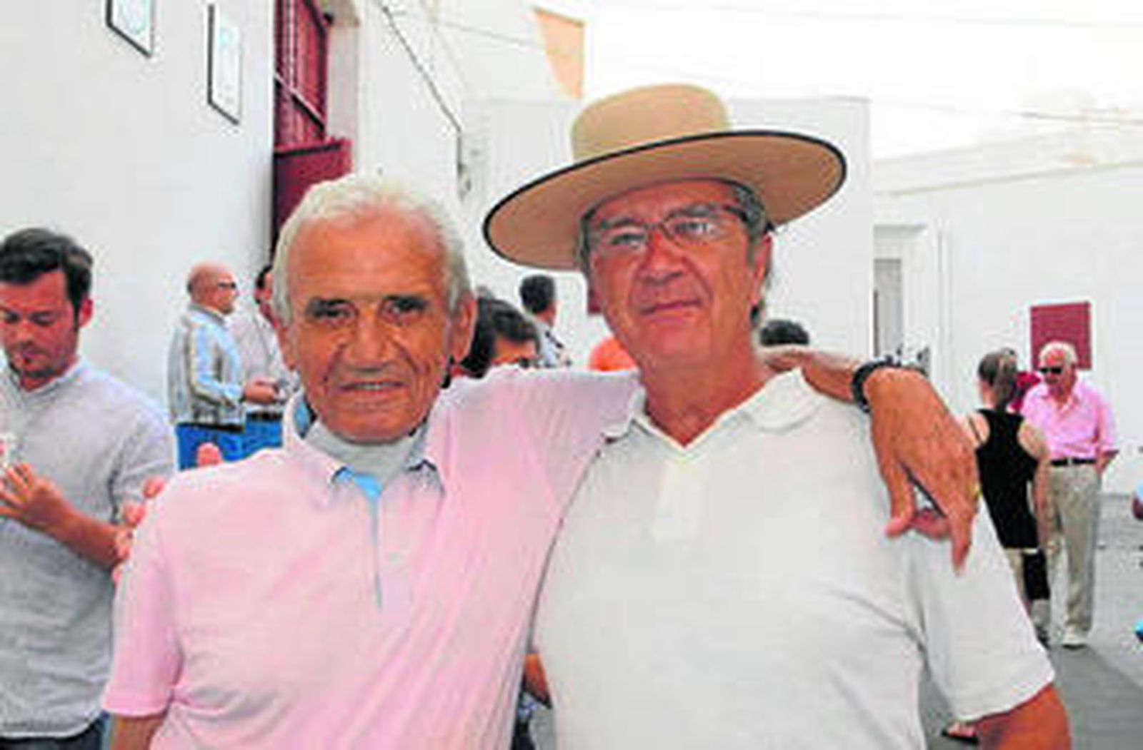 Antonio Sánchez, pintor taurino, y Juan Carreño, criador de caballos.