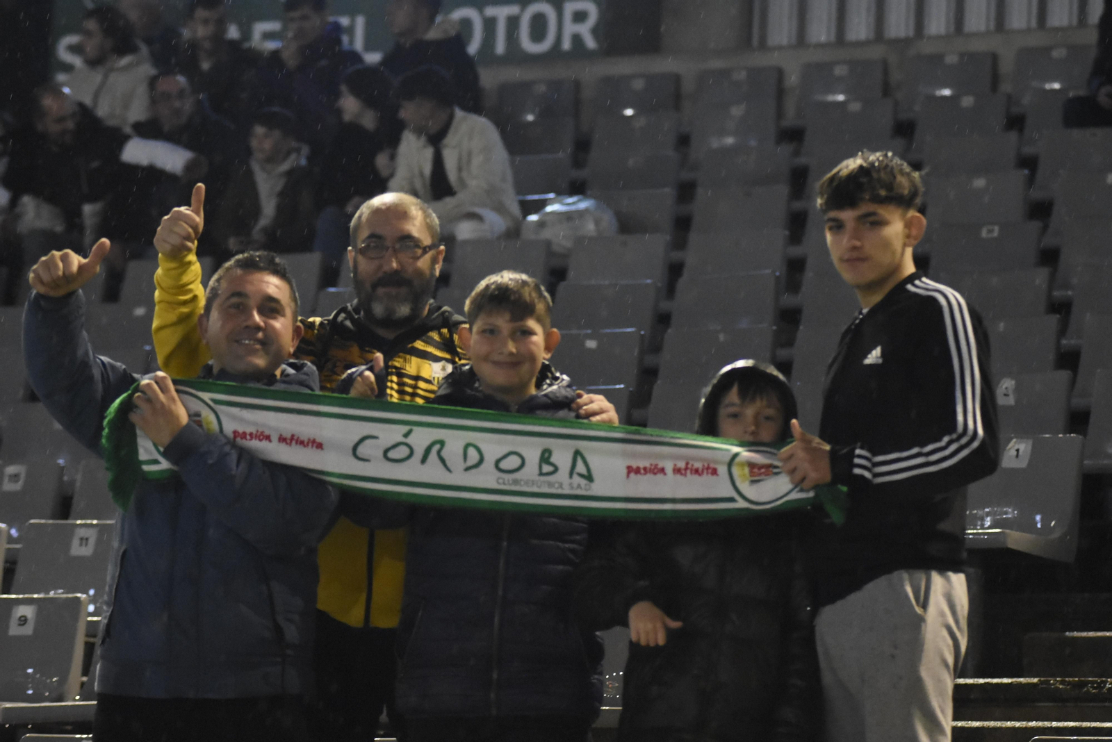 Las mejores fotos del gran ambiente en El Arcángel para el Córdoba CF - Real Madrid Castilla