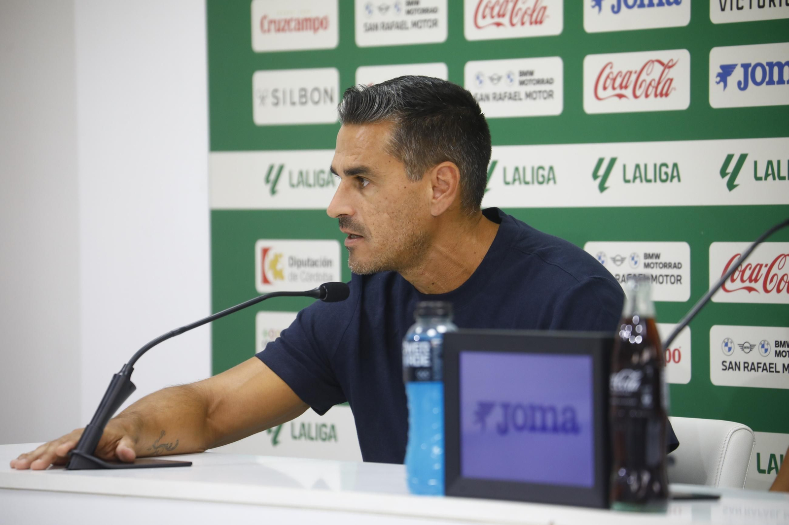 Las mejores fotos de la presentación de Ignasi Vilarrasa como nuevo jugador del Córdoba CF