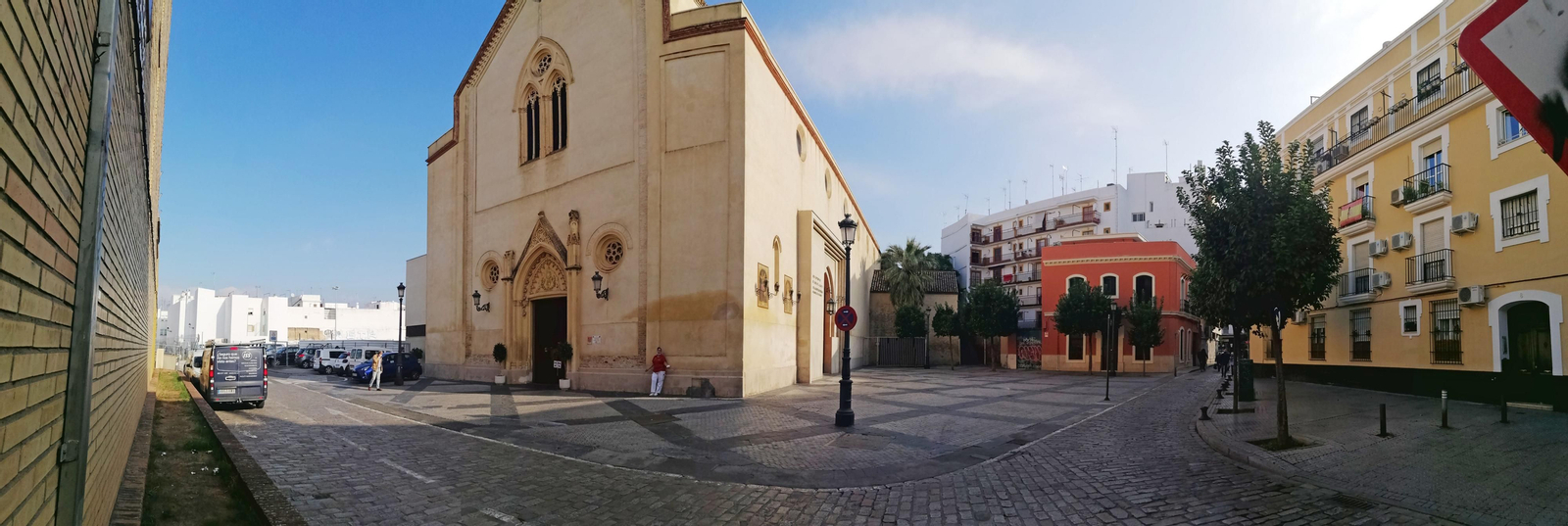 Estado actual del santuario de la Hermandad de Los Gitanos y las calles Cristo de la Cinco Llagas y Verónica.
