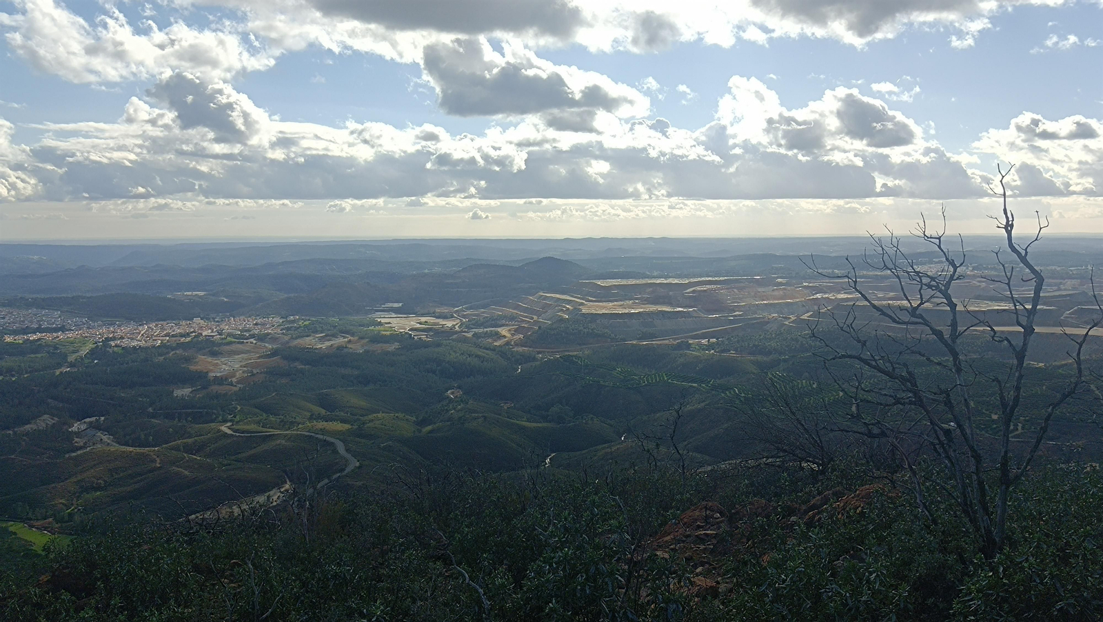 El Padre Caro es una atalaya que domina todos los alrededores