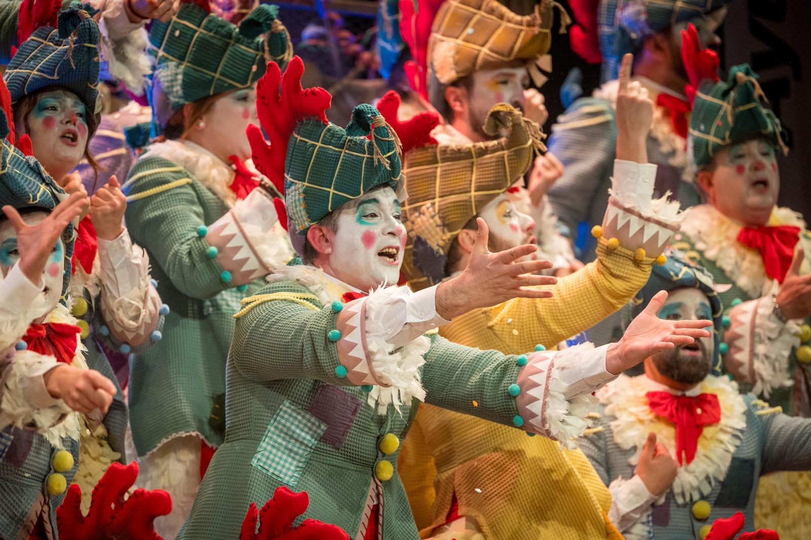 Búscate entre las mejores imágenes de la cuarta sesión de cuartos de final del COAC 2025