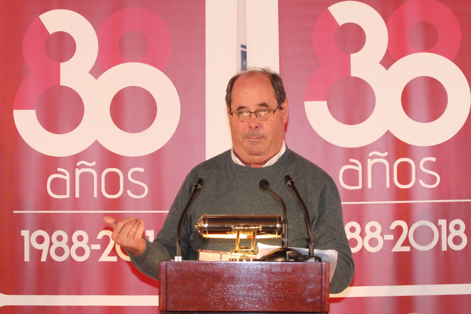 Imágenes de la entrega de premios de la asociación de antiguos alumnos 3 de Marzo en La Merced
