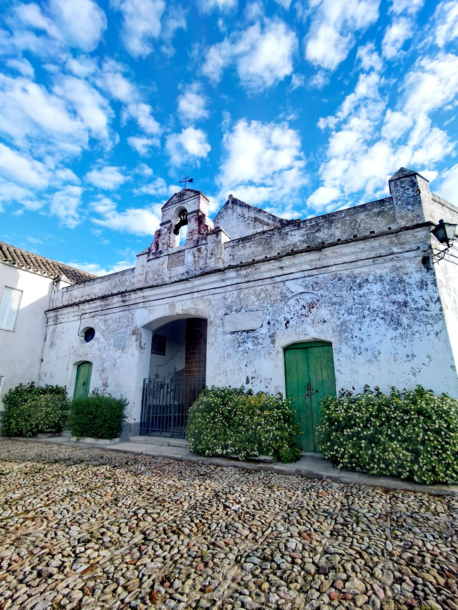 Exterior de los Santos Mártires