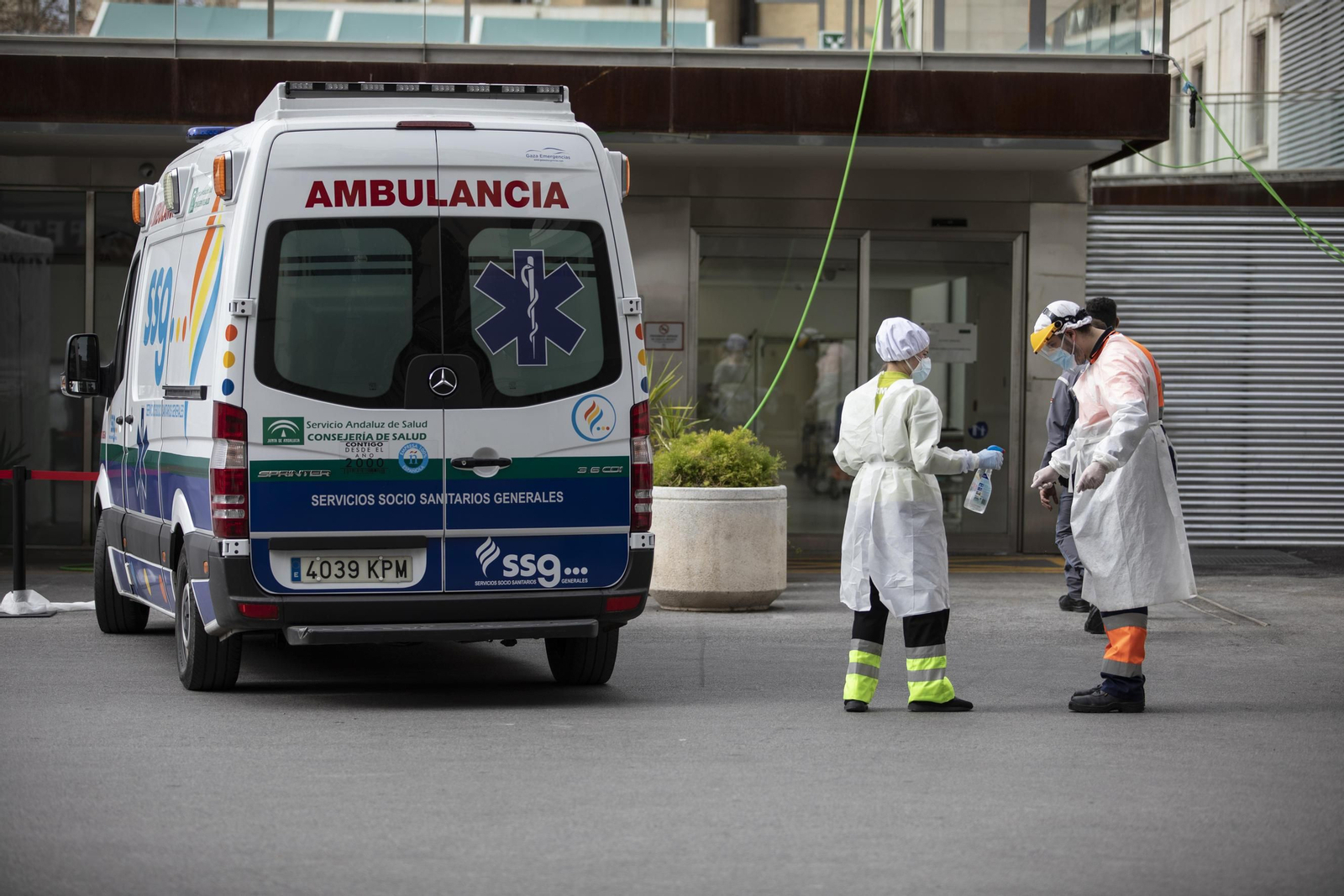 Coronavirus en Granada: las tasas siguen bajando pero se registran 21 fallecidos en el último día
