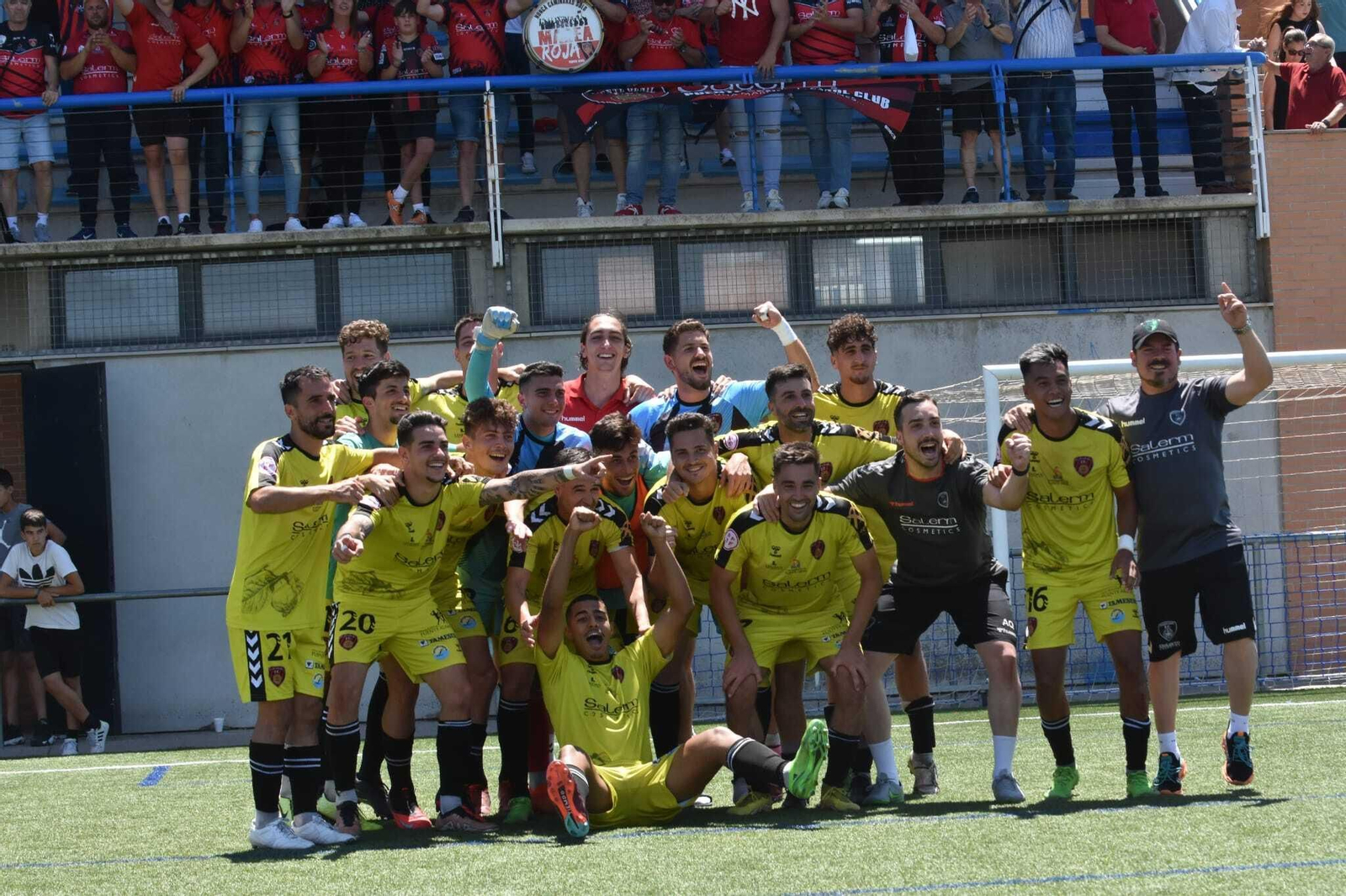 Las mejores fotos del triunfo del Salerm Puente Genil ante el Gerena en el 'play off' de ascenso a Segunda RFEF