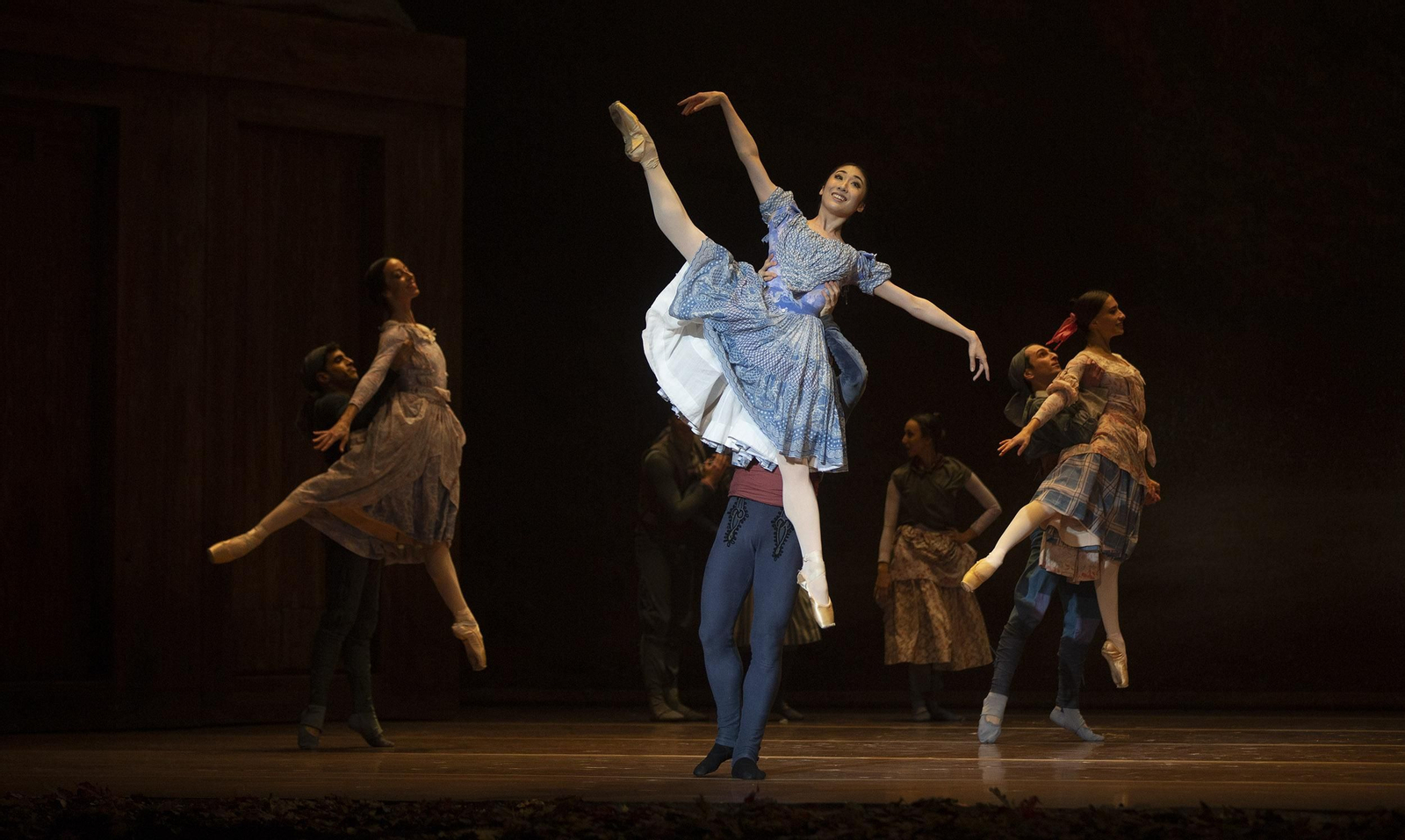Las imágenes de 'Giselle' en el Teatro de la Maestranza